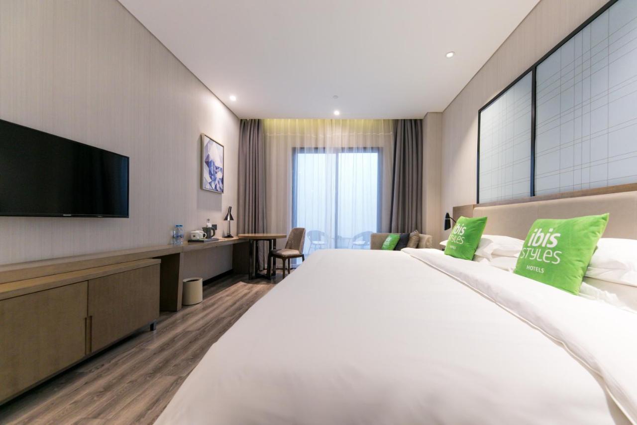 Ibis Styles Hongqiao Airport Hotel *