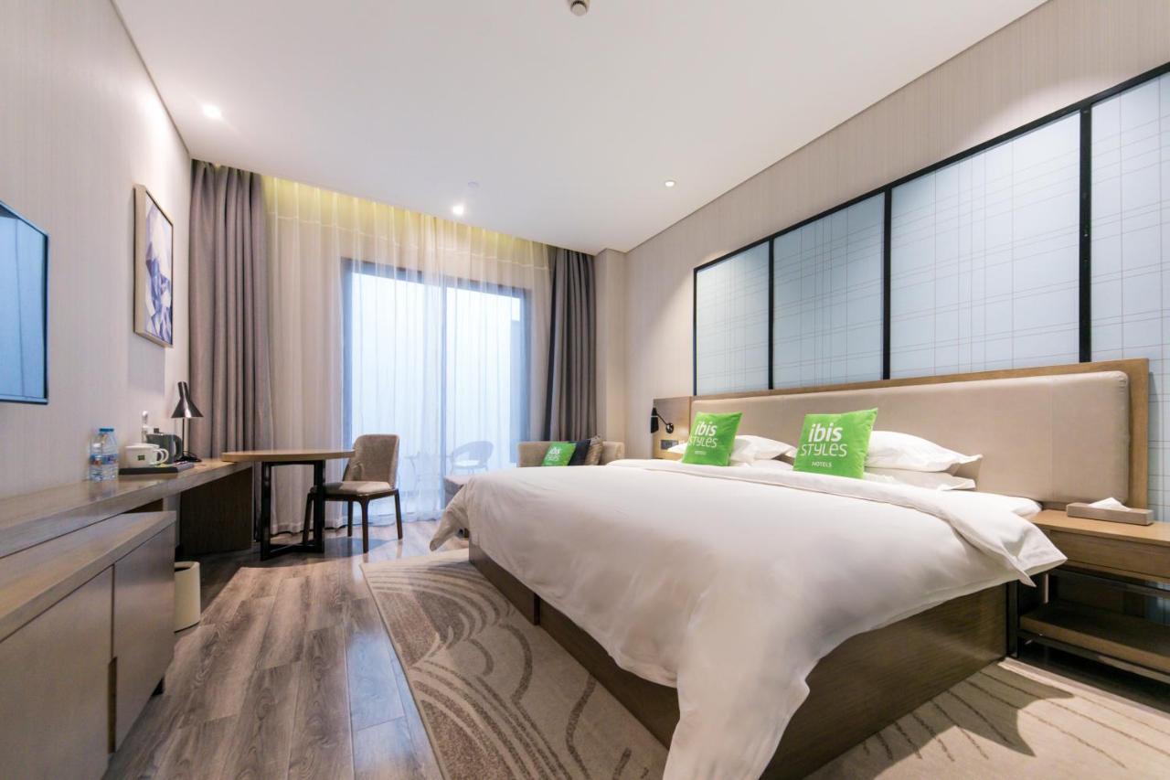 Hotel Ibis Styles Hongqiao Airport